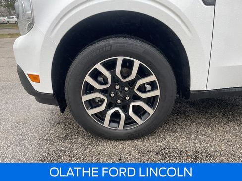 Used 2023 Ford Maverick Lariat w/ Lariat Luxury Package image 31