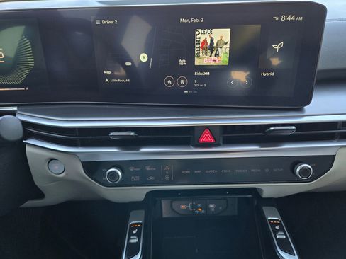 Certified 2025 Kia Sorento EX w/ EX Panoramic Sunroof Package image 15