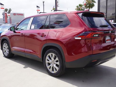New 2026 Toyota Grand Highlander FWD image 4