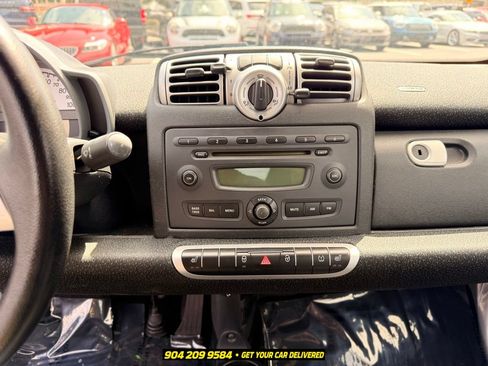 Used 2008 smart fortwo pure RWD image 12