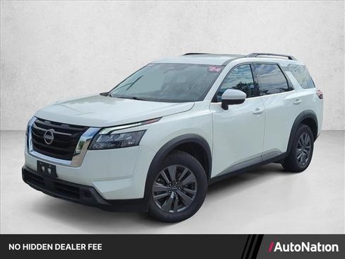 Used 2024 Nissan Pathfinder SV AWD/4WD image 1