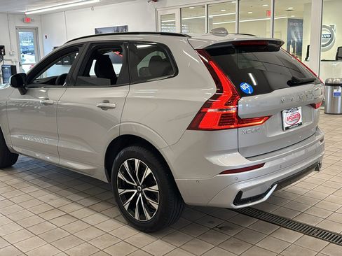 Used 2025 Volvo XC60 B5 Plus AWD/4WD image 7