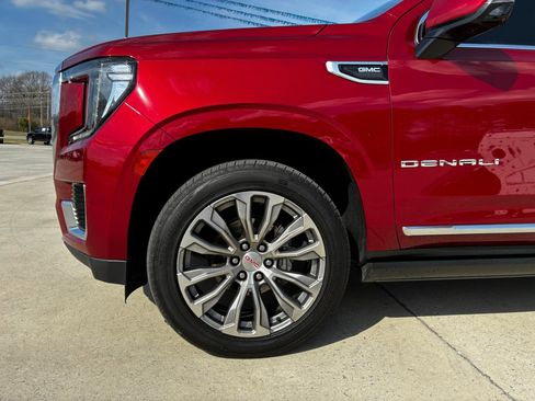 Used 2021 GMC Yukon Denali w/ Denali Ultimate Package image 7