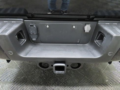 Used 2023 Ford F250 Lariat w/ Lariat Ultimate Package image 47