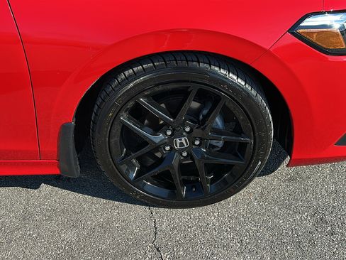 Used 2023 Honda Civic Sport image 8