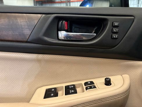 Used 2015 Subaru Outback 2.5i Limited w/ Popular Package #4 image 7