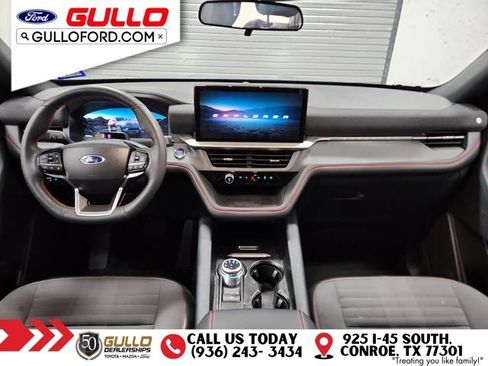 Used 2025 Ford Explorer ST-Line image 11