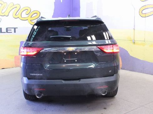 Used 2021 Chevrolet Traverse LT image 7