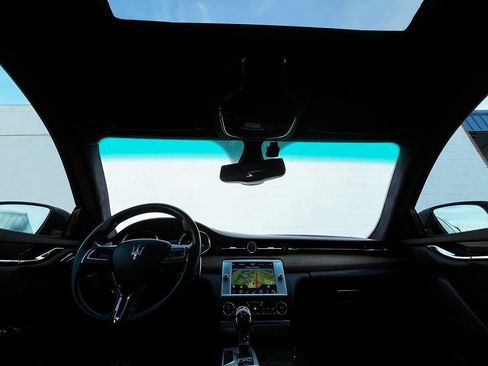 Used 2014 Maserati Quattroporte GTS image 21