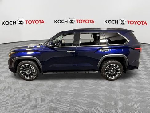 Used 2023 Toyota Sequoia Limited w/ Tow Technology Package AWD/4WD image 4