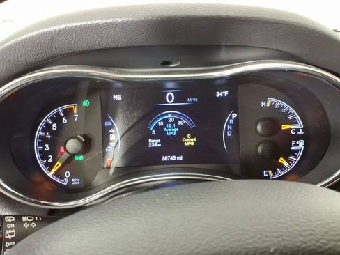 Used 2020 Jeep Grand Cherokee Limited image 18