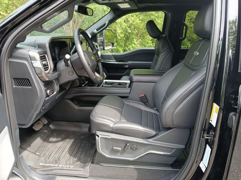 Used 2025 Ford F350 Platinum image 20