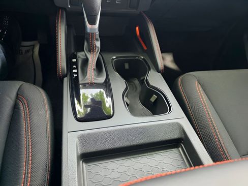 Used 2025 Nissan Frontier Pro-X RWD image 27