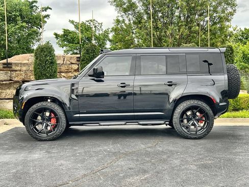 New 2026 Land Rover Defender 110 X AWD/4WD image 2