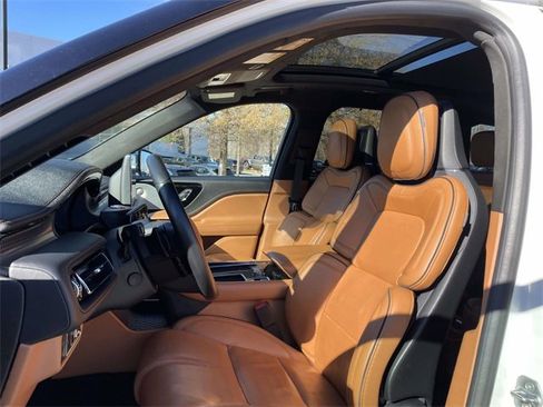 Used 2020 Lincoln Aviator Black Label Grand Touring w/ Class IV Trailer Tow Package image 18