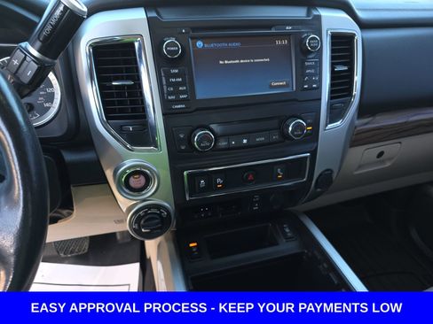 Used 2016 Nissan Titan SL image 16