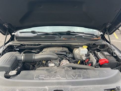 Used 2021 RAM 1500 Laramie AWD/4WD image 9