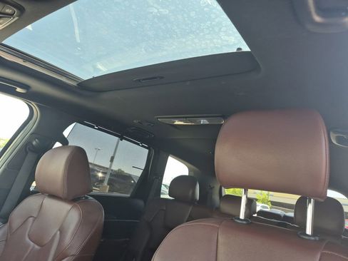 Used 2024 Kia Telluride EX image 13