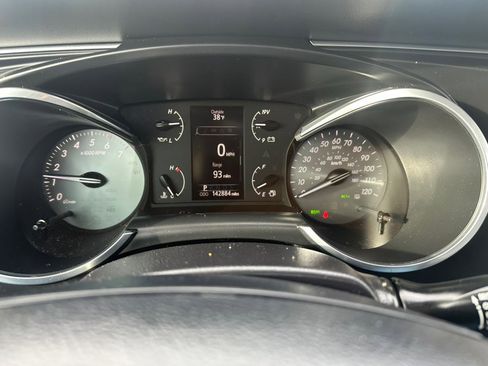 Used 2019 Toyota Sequoia SR5 image 21