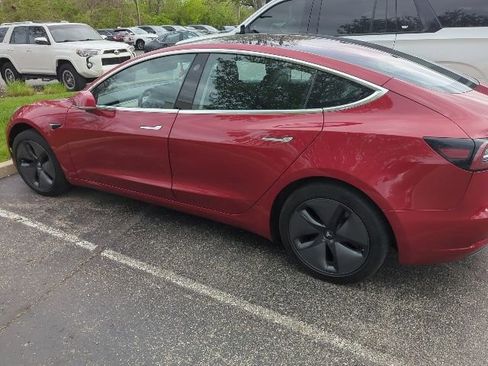 Used 2018 Tesla Model 3 Long Range image 4