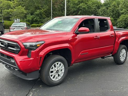 New 2026 Toyota Tacoma SR5 AWD/4WD image 2