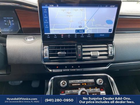 Used 2022 Lincoln Navigator L Reserve AWD/4WD image 14