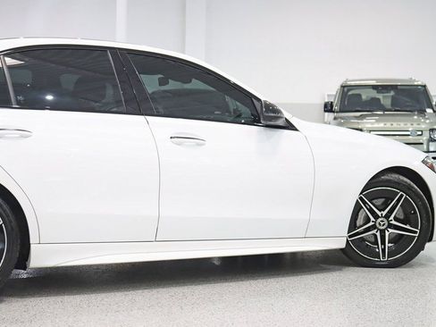 Used 2022 Mercedes-Benz C 300 4MATIC Sedan image 11