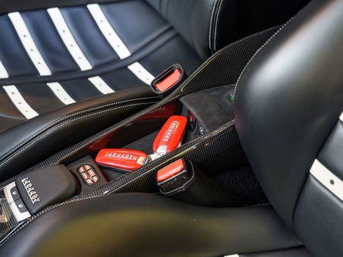 Used 2018 Ferrari 488 GTB image 68