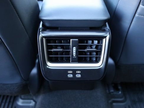 Certified 2025 Toyota Crown Signia w/ Advanced Technology Package image 29