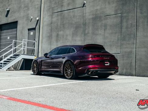 Used 2018 Porsche Panamera 4S AWD/4WD image 52