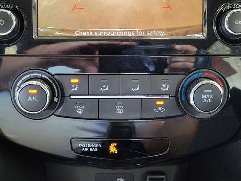 Certified 2020 Nissan Rogue S image 13