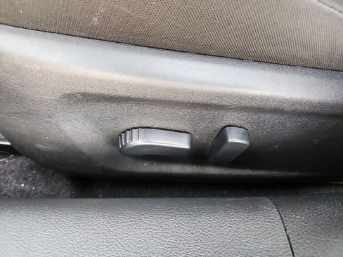 Used 2024 Nissan Altima 2.5 SV image 12