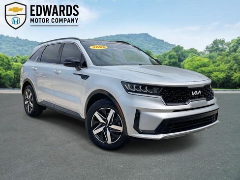 Used 2022 Kia Sorento S w/ Panoramic Sunroof Package image 1