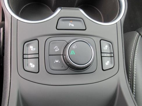 Certified 2023 GMC Terrain SLT w/ Tech Package image 26