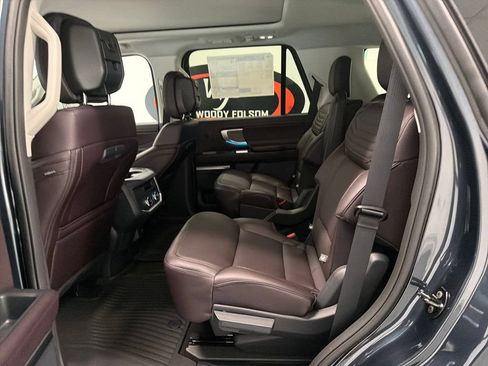 New 2026 Ford Expedition Platinum w/ Platinum Ultimate Package AWD/4WD image 12