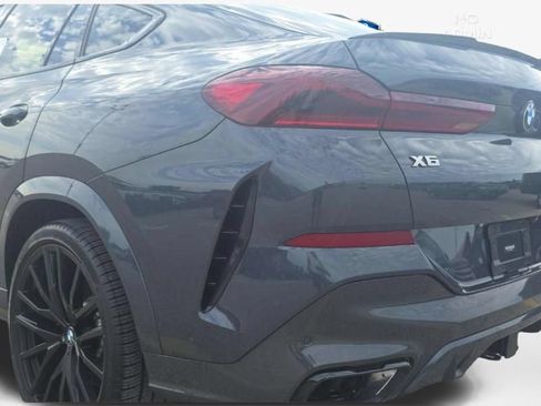 Used 2021 BMW X6 M50i w/ Premium Package AWD/4WD image 21