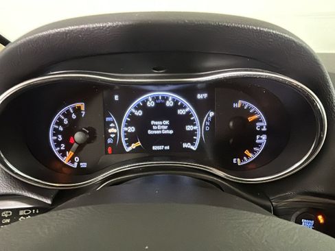 Used 2020 Jeep Grand Cherokee Limited AWD/4WD image 19