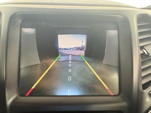 Used 2015 Jeep Cherokee Latitude w/ Cold Weather Group image 41