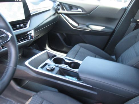 Certified 2026 Chevrolet Equinox LT FWD image 16