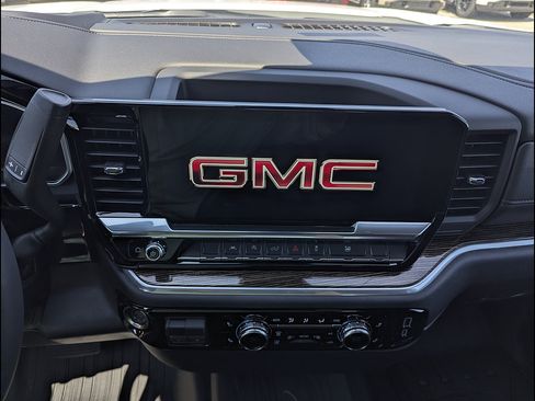 New 2026 GMC Sierra 1500 Elevation w/ Elevation Select Package AWD/4WD image 23