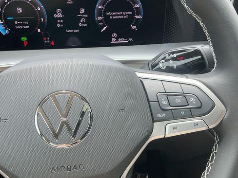 New 2026 Volkswagen Tiguan SE AWD/4WD image 23
