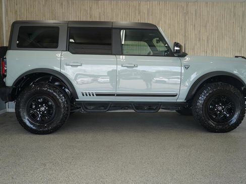 Used 2021 Ford Bronco First Edition AWD/4WD image 4