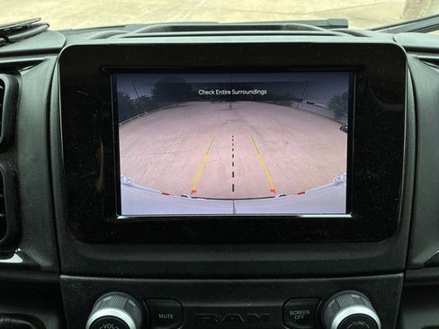 Used 2026 RAM ProMaster 2500 w/ Convenience Group FWD image 28