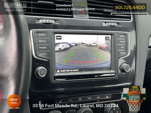 Used 2017 Volkswagen GTI SE image 11