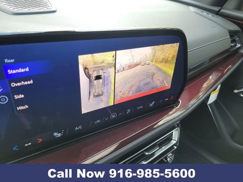 New 2025 Chevrolet Traverse Z71 w/ Enhanced Driving Package image 19