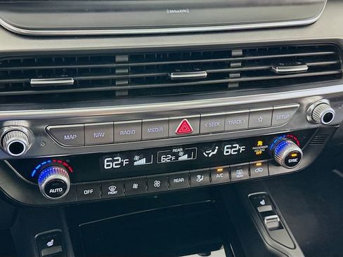 Used 2022 Kia Telluride S FWD image 18