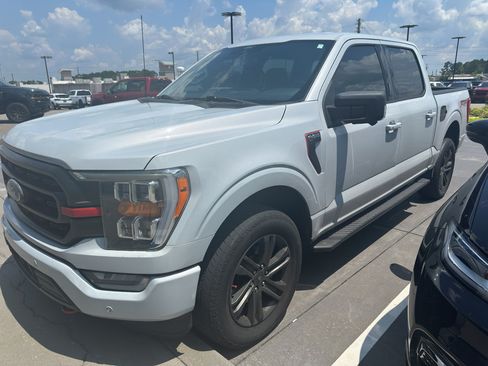 Used 2022 Ford F150 XLT w/ Equipment Group 302A High AWD/4WD image 1