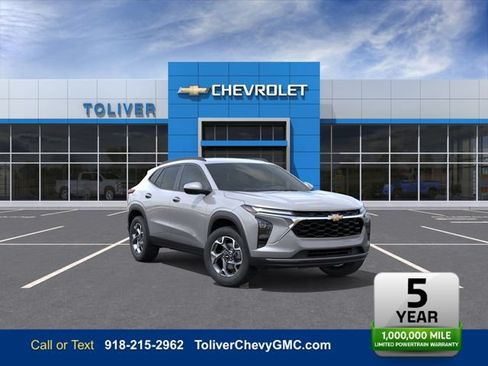 New 2026 Chevrolet Trax LT FWD image 1