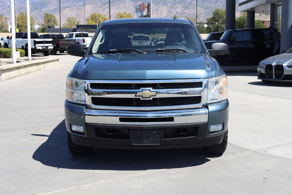 Used 2009 Chevrolet Silverado 1500 LT w/ Power Pack Plus AWD/4WD image 9