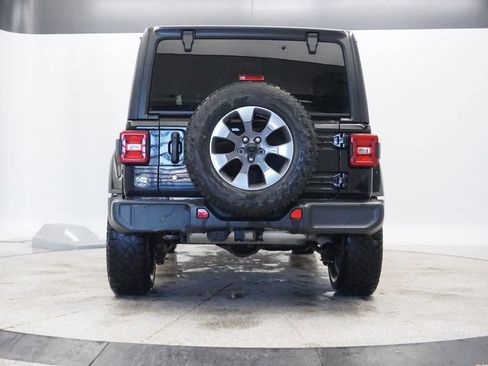 Certified 2018 Jeep Wrangler Unlimited Sahara image 8